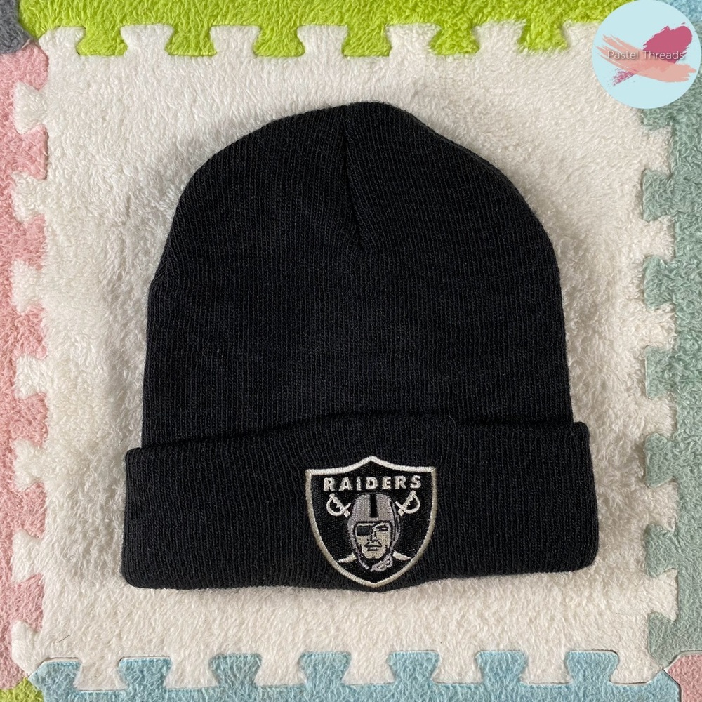 NWOT NFL Official Raiders Knitted Black Beanie